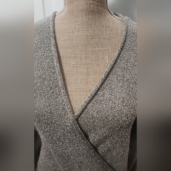 Free People Going For The Gold Wrap Sweater Size M - Picture 5 of 8